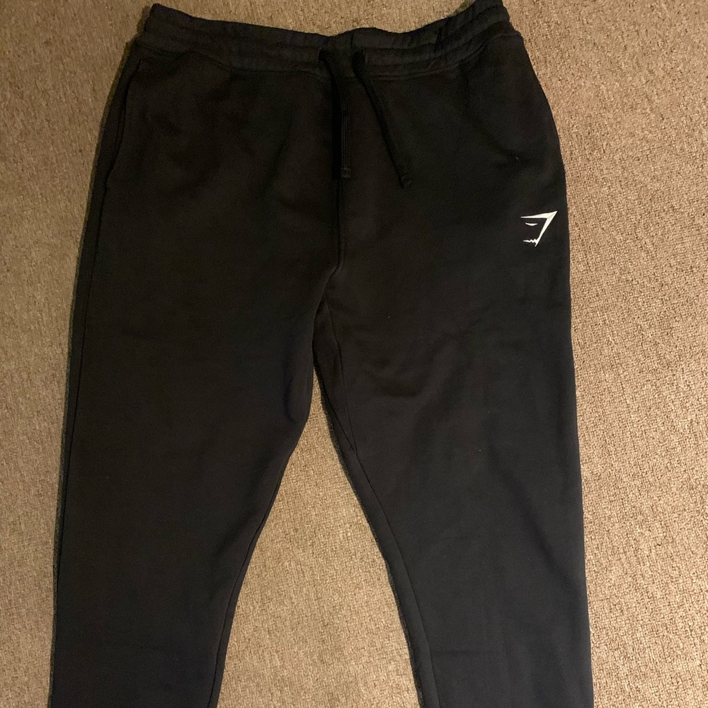 Gym shark pants L